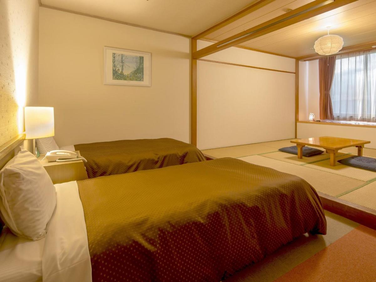 Washigatake Kogen Hotel Rainbow Gujo Eksteriør billede